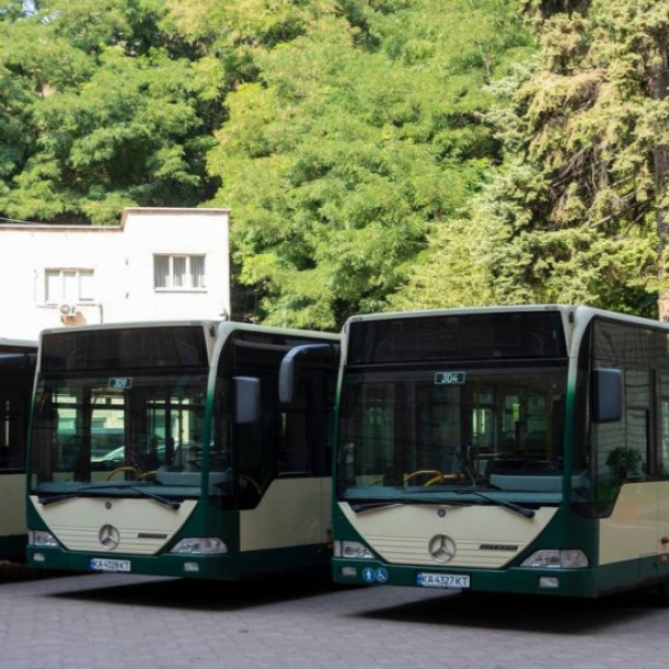 Киев получил от благотворителей три городских автобуса