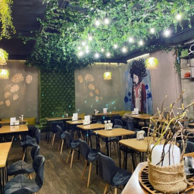 Біля «Лівобережної» відкрився ресторан «Gastro Укриття» з українськими та авторськими стравами