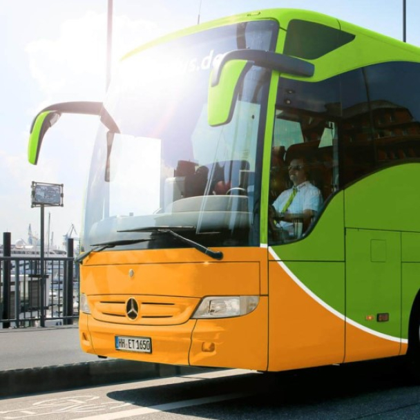 FlixBus запускает новые рейсы из Киева до варшавских аэропортов