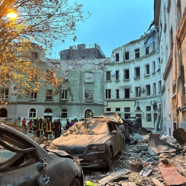 Зруйновані через обстріл росії будинки у Львові відбудують до стану 1924 року