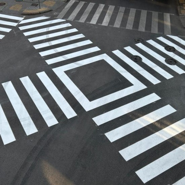 В Одессе появился первый диагональный пешеходный переход