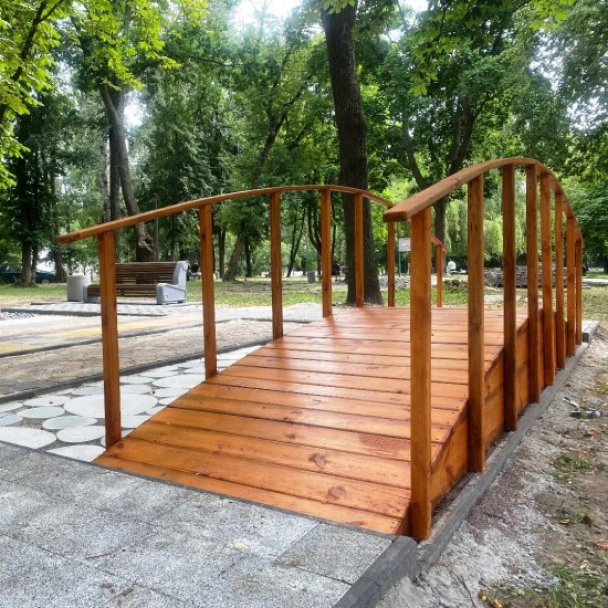 В Киеве обустроили тренировочную площадку для людей с травмами ног и ампутациями