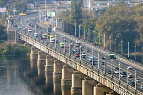 КМДА звернулася до уряду з проханням передати право на ремонт мосту Патона