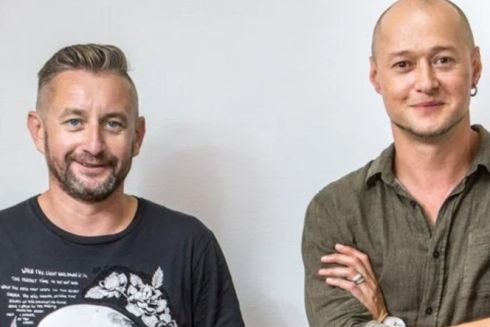 Сергей Жадан и «Бумбокс» выпустили клип на общий саундтрек к фильму «Мирный-21»