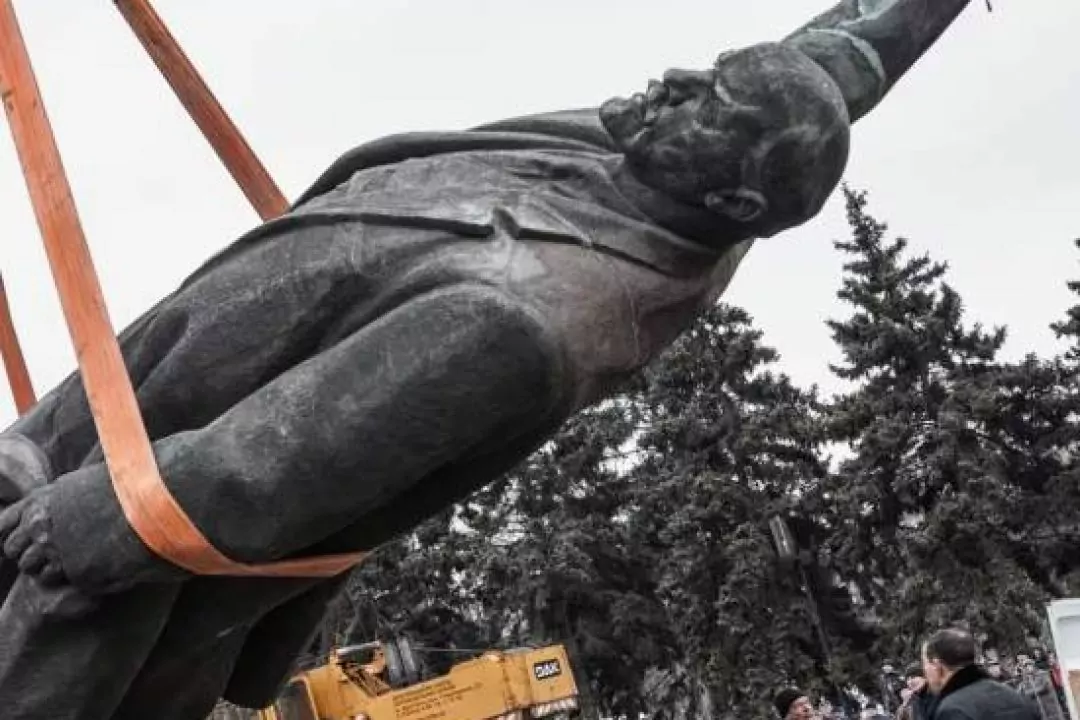 У Запоріжжі виставили на продаж найбільший в Україні пам'ятник Леніну