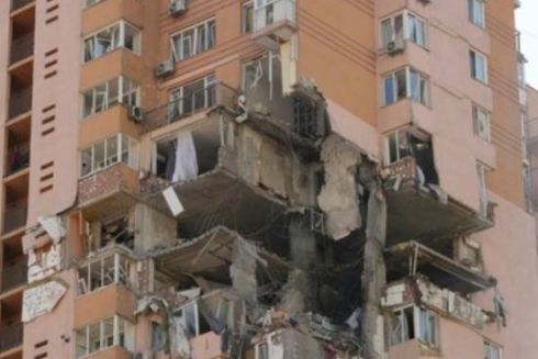 В Україну приїжджає дедалі більше “військових туристів”, щоб побачити наслідки війни