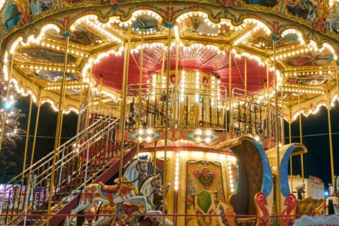 Каток, парк иллюминаций, Резиденция Санты: Гид "Зимней Страной" на ВДНГ