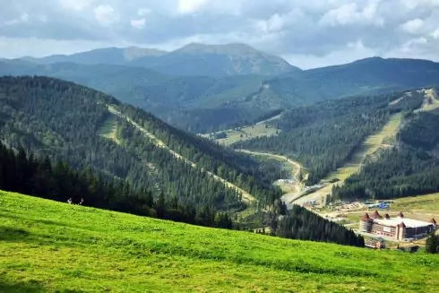 Бесплатный, без рекламы, локальный: украинец создал мобильное приложение для путешествий по Закарпатью