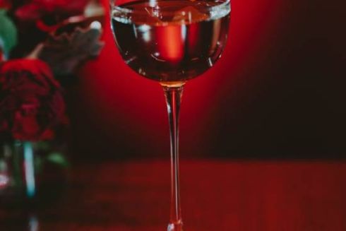 На Гончара открылся бар &laquo;Минус первый&raquo;: с коктейлями и сидром