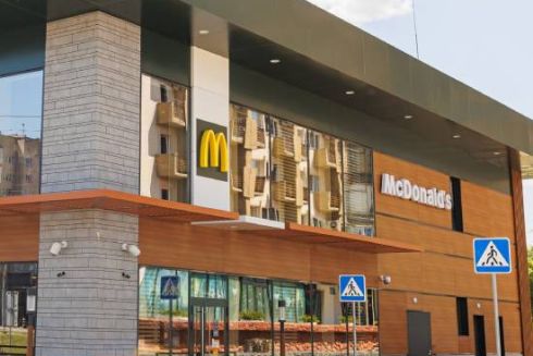 У Чернівцях відкрили перший ресторан McDonald’s: фото
