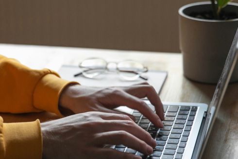 Ветеранів і ветеранок безкоштовно навчатимуть англійської мови &ndash; як податися