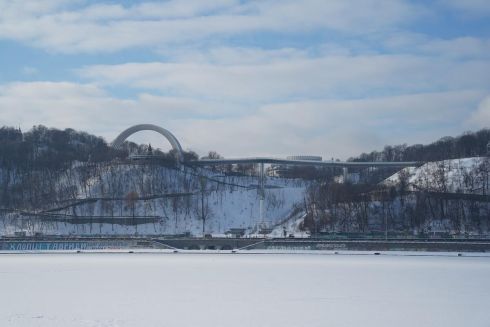В Україні можливі нові аварійні відключення електроенергії через морози — Шмигаль