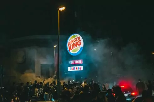 У Burger King з'явився ШІ, який оцінює доброзичливість працівників до гостей