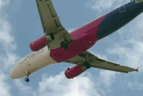 Wizz Air пропонує 100 000 безкоштовних авіаквитків для українців
