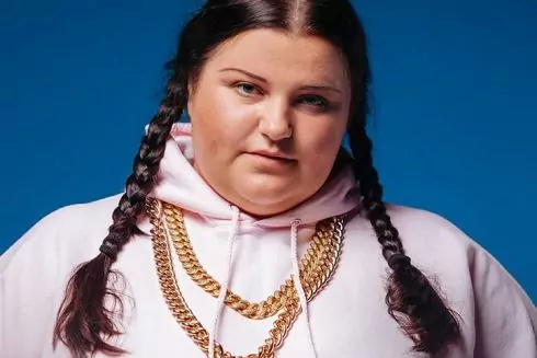 Alyona Alyona випустила трек про цифрову грамотність: відео