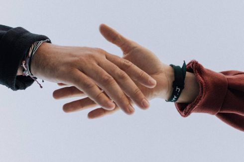 Волонтери створили єдиний ресурс з інформацією для допомоги українцям за кордоном