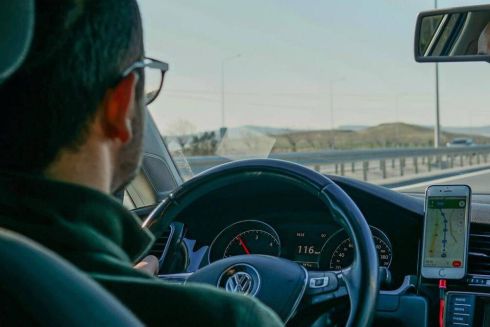 Українським водіям заборонили використовувати відеореєстратори