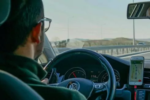 Українським водіям заборонили використовувати відеореєстратори