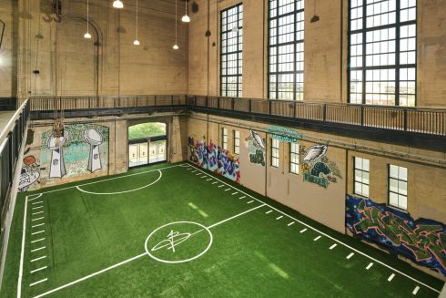 У США історичну електростанцію перетворили на спортклуб