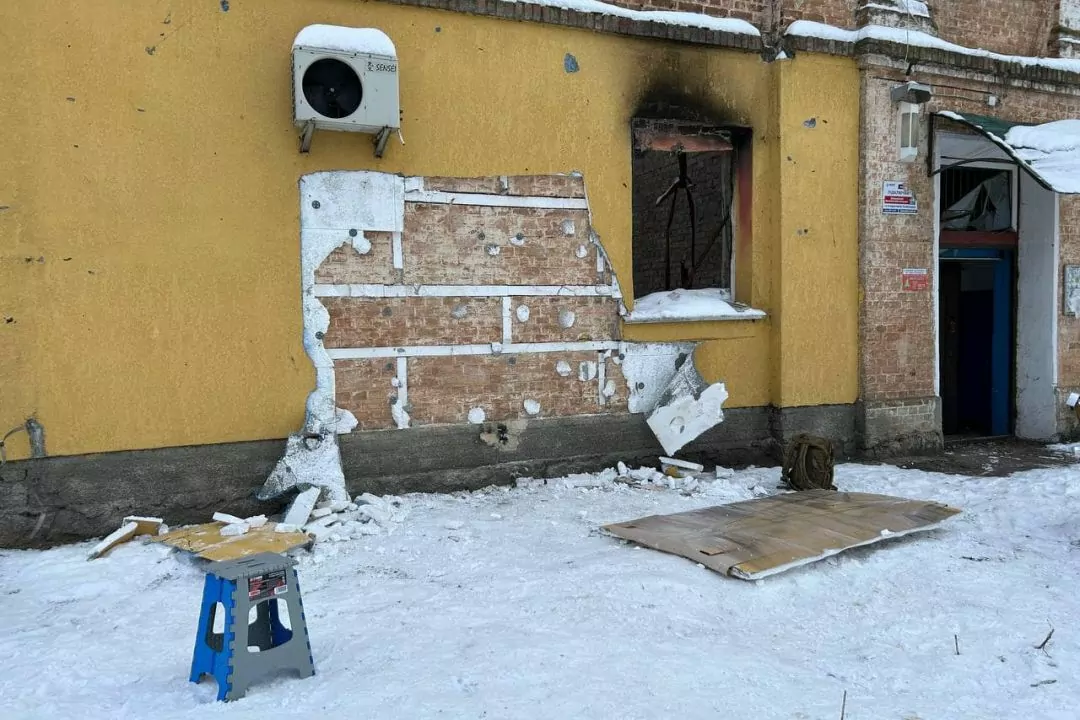 Картину Бэнкси, срезанную в Гостомеле, удалось сохранить. Где она сейчас