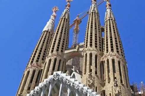 Власти Барселоны разрешили достроить храм Саграда-Фамилия