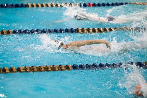 В Киеве возобновили работу спортзалы и бассейны: правила посещения