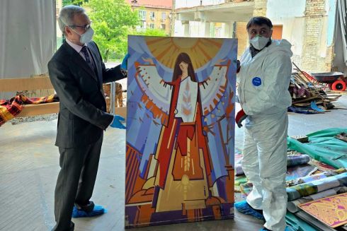 У Києві рятують пошкоджені обстрілом твори мистецтва академії Бойчука