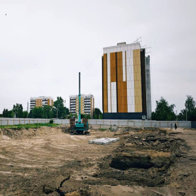 У Бородянці зводять нову багатоповерхівку на місці знищеної росіянами