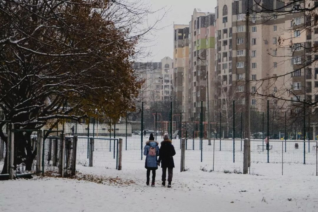 &ldquo;Борщагівка з людським обличчям&rdquo;: Киянка створила фотопроєкт про віддалений район столиці