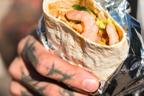 На Почайній відкрили ще один БПШ від Дмитра Борисова: тут можна “підвісити” шаурму для військових