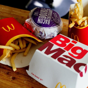 McDonald's відновлює роботу ще двох закладів у київських ТРЦ