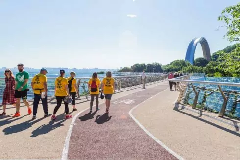 Пішохідний &laquo;міст Кличка&raquo; перекрили шлагбаумами