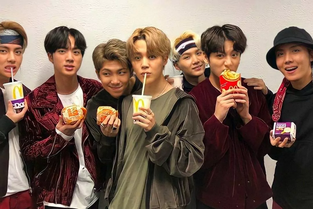 McDonald&rsquo;s створив меню у колаборації з K-pop гуртом BTS. Воно буде доступне і в Україні