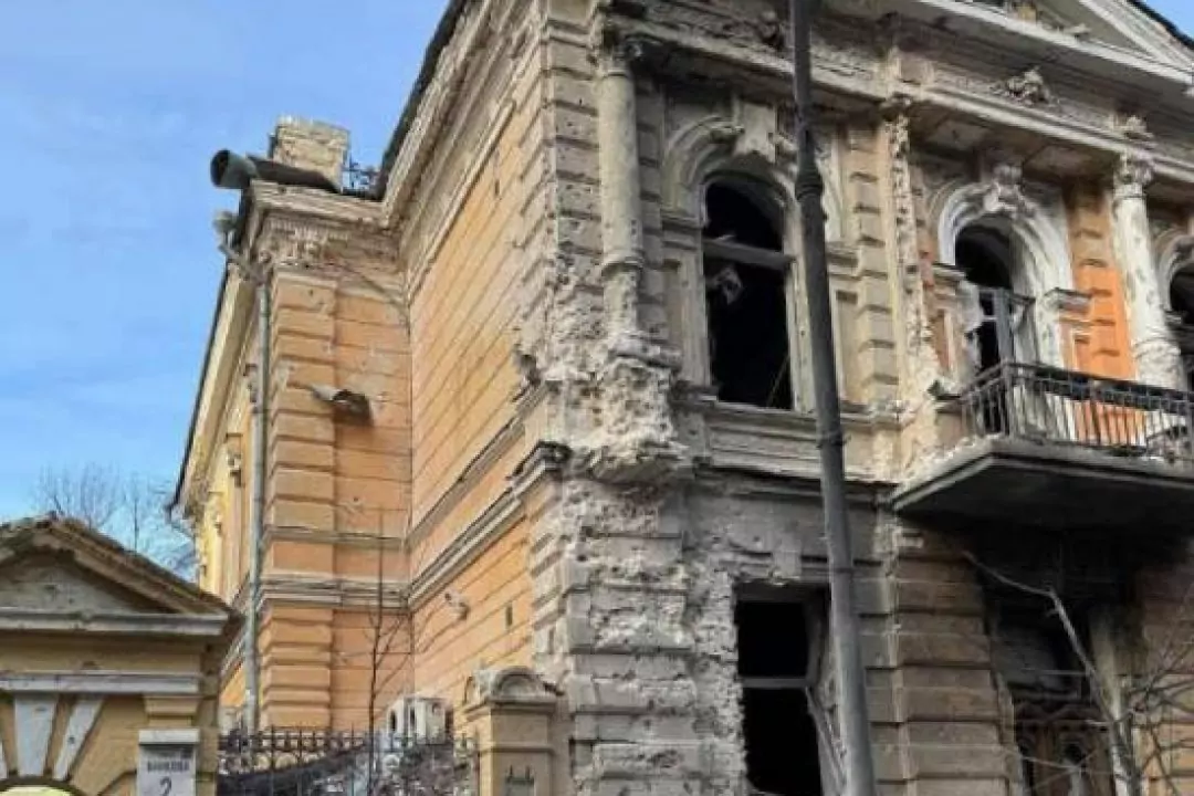 Кияни закликають відреставрувати памʼятки, постраждалі від обстрілів &mdash; петиція