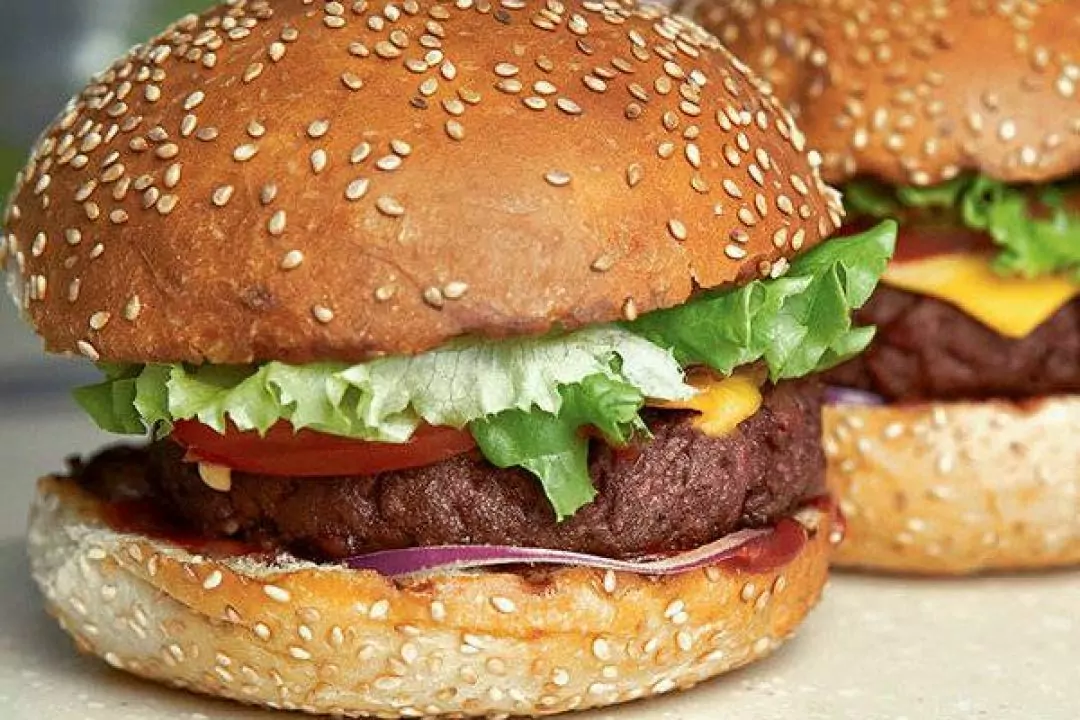 В Україні запустили виробництво рослинного фаршу. Він дешевший за Beyond Meat