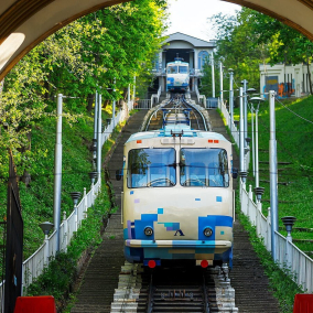 У Києві призупинив роботу фунікулер через відсутність електроенергії