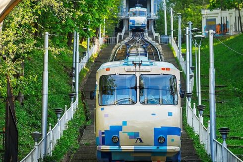 У Києві призупинив роботу фунікулер через відсутність електроенергії