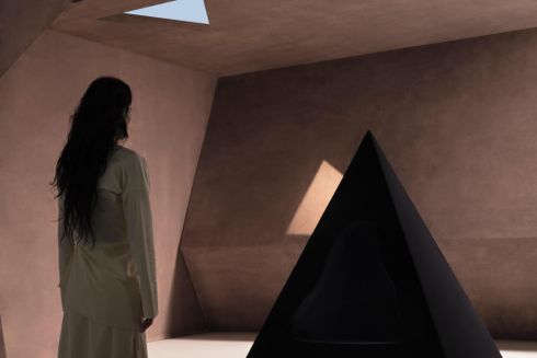 Архітектори створили крісло-печеру для усамітнення