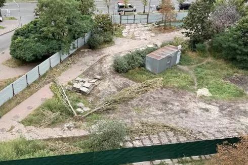 Забудовник проводив незаконні роботи в одному зі скверів Києва, &mdash; активісти