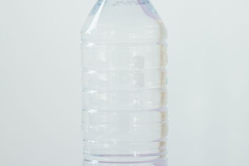 Кияни закликають встановити у метро автомати для збору пластику