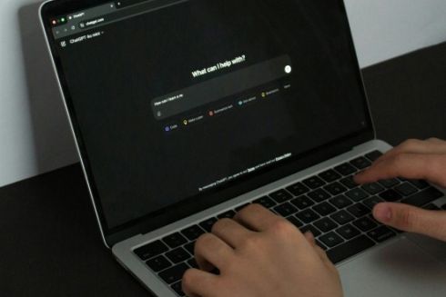 ChatGPT перевірятиме вік користувачів