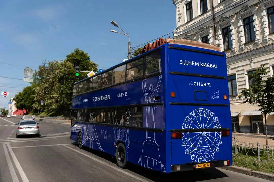 До Дня Києва у столиці проведуть безкоштовні екскурсії на автобусі-кабріолеті