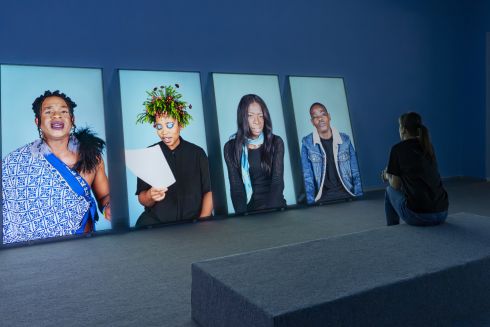 Траншеї — ліворуч, архіпелаги — праворуч: вичерпна інструкція, як відвідати усі шість виставок PinchukArtCentre