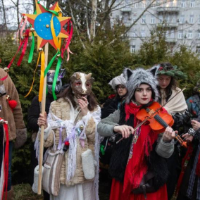 Як у Києві водили Маланку — фото