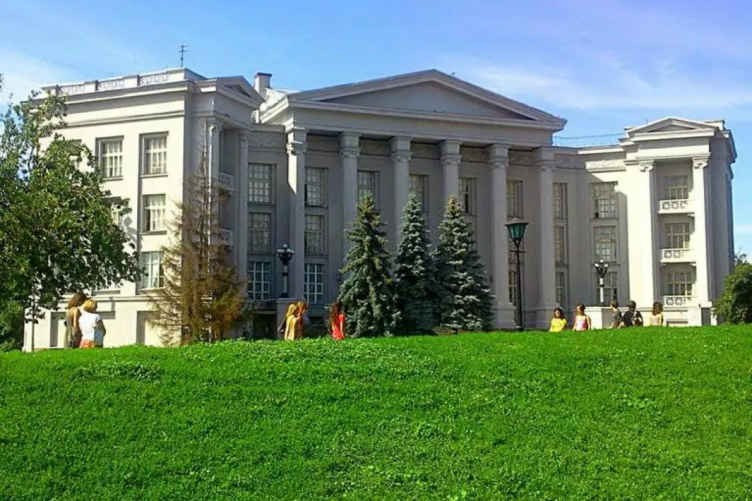В Музее истории Украины откроют кофейню