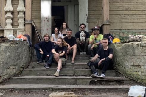 Активисты продолжают восстанавливать дачу-памятку в Пуще-Водице: как присоединиться