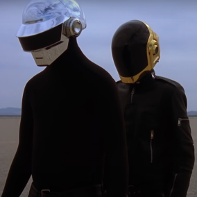 Культовый дуэт Daft Punk прекращает деятельность: смотрите прощальное видео