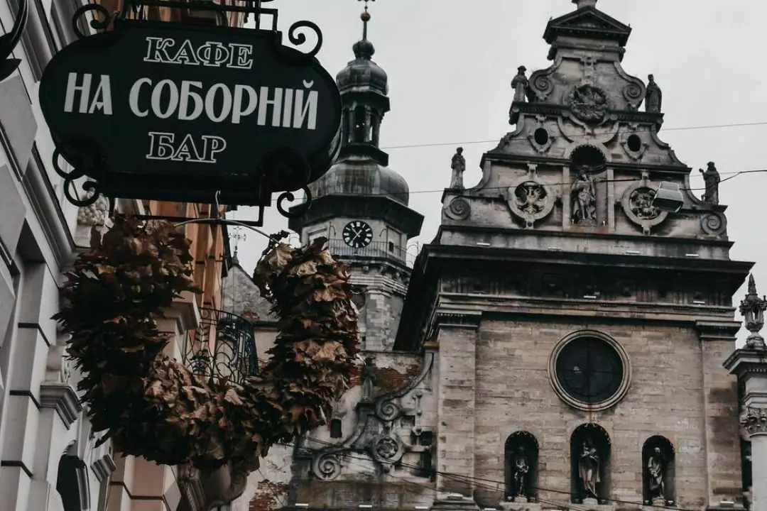 В заведения Львова планируют пускать с COVID-сертификатом или отрицательным ПЦР-тестом (дополнено)