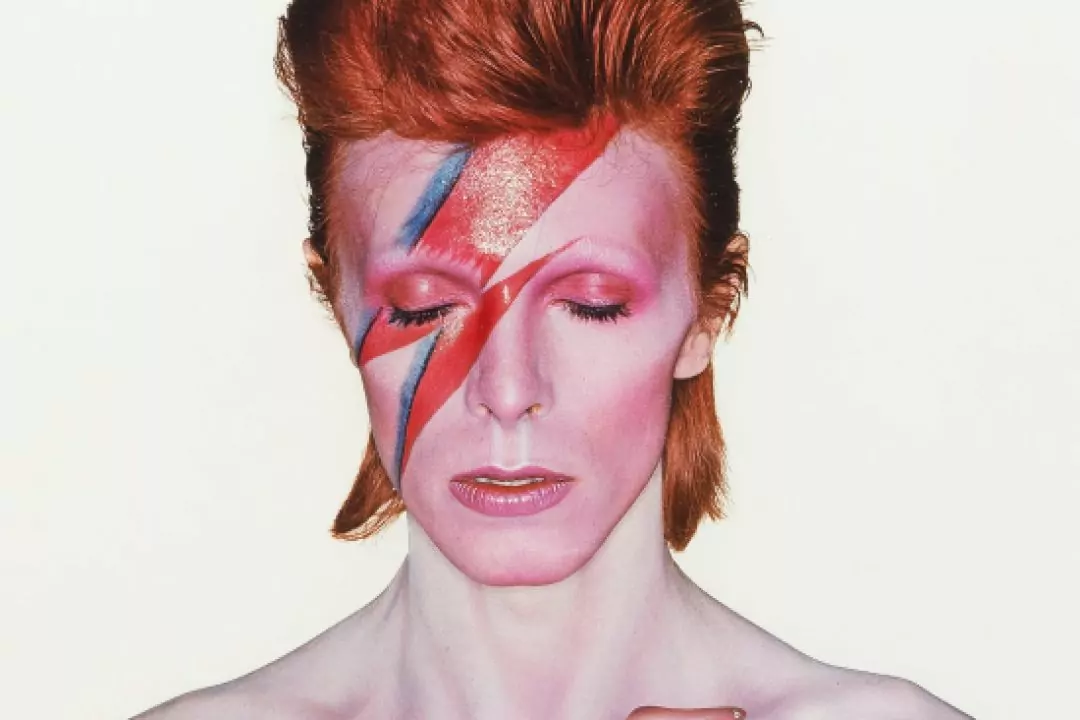 Фото Девіда Бові для альбому Aladdin Sane можуть продати на аукціоні за рекордну суму