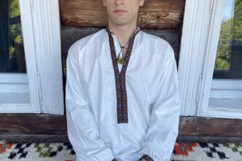 Із загиблим на фронті художником Давидом Чичканом попрощаються на Майдані